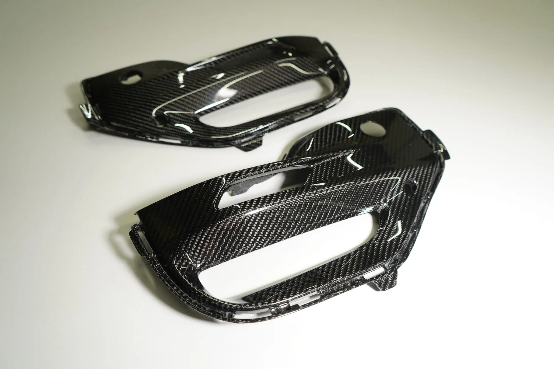Hodoor Performance Carbon fiber front bumper adds on BMW X5 G05