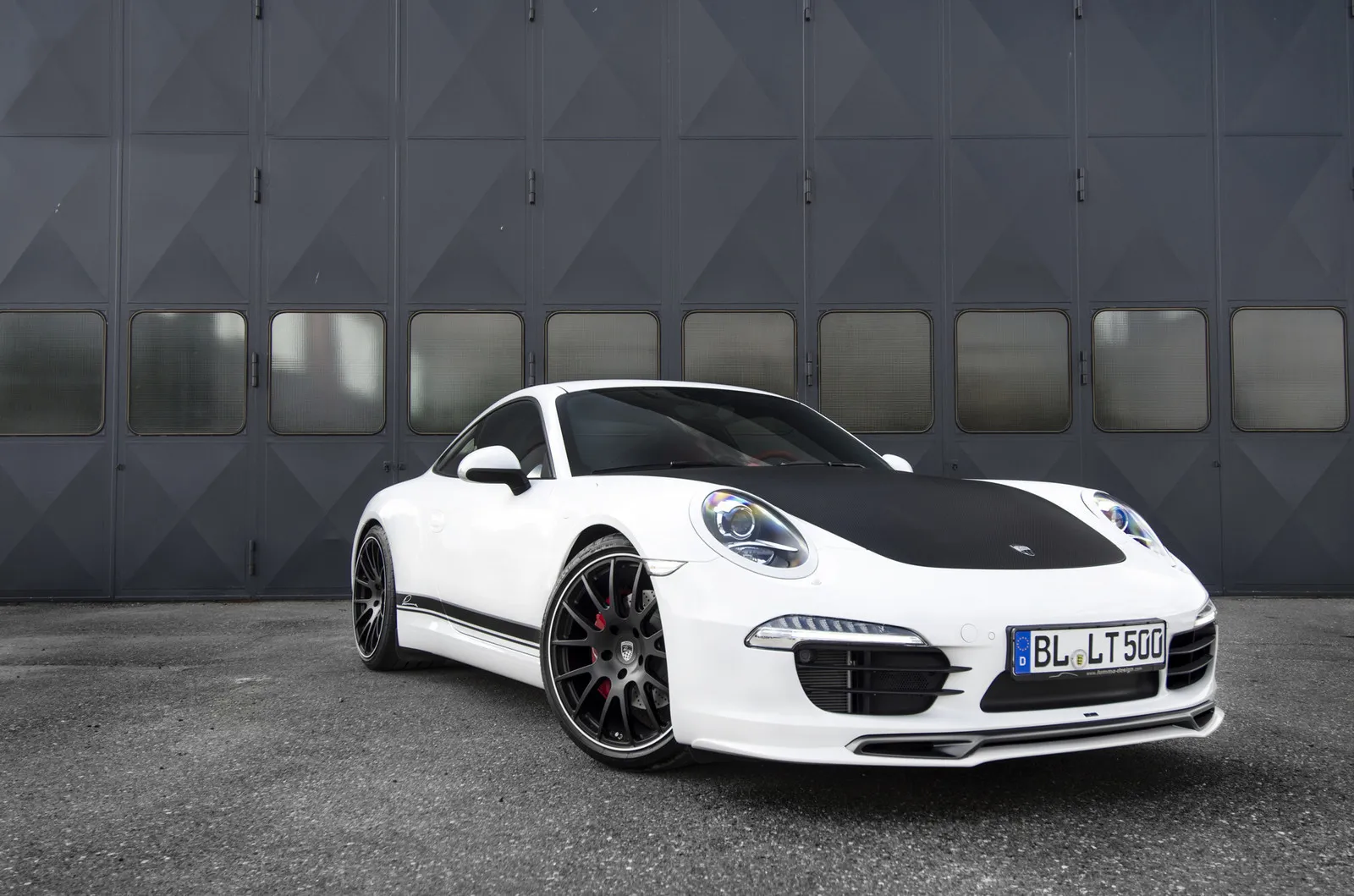 LUMMA CLR 9 S BODY KIT FOR PORSCHE CARRERA S 991.1