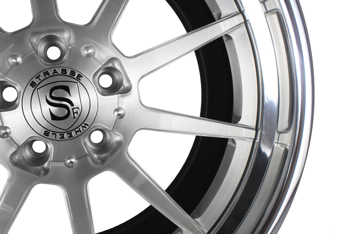 Strasse R10 PERFORMANCE 3 Piece Forged Wheels