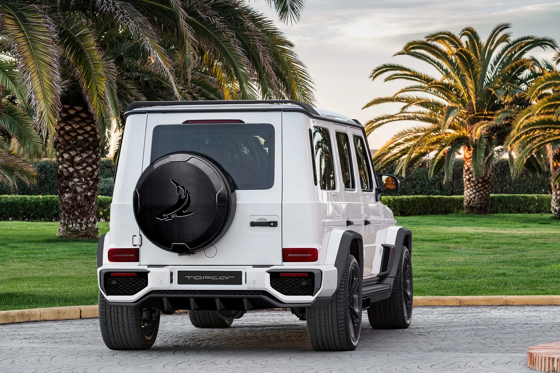 Check our price and buy Topcar Design body kit for Mercedes G-class W463A Inferno