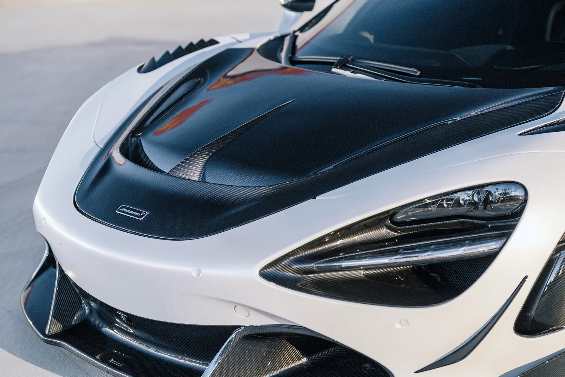 Check our price and buy Vorsteiner Nero body kit for McLaren 720S