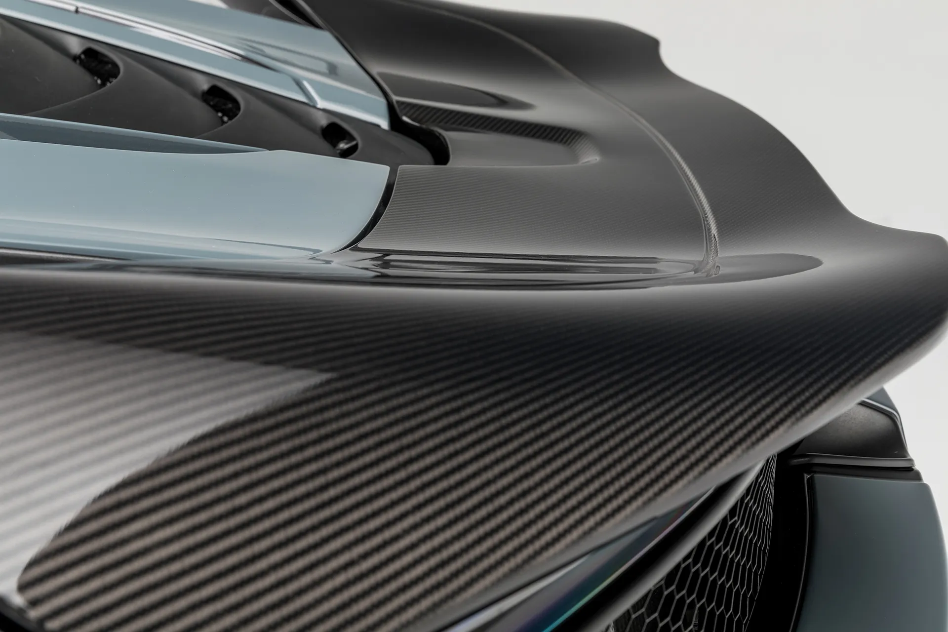 Check our price and buy Vorsteiner Nero body kit for McLaren 720S