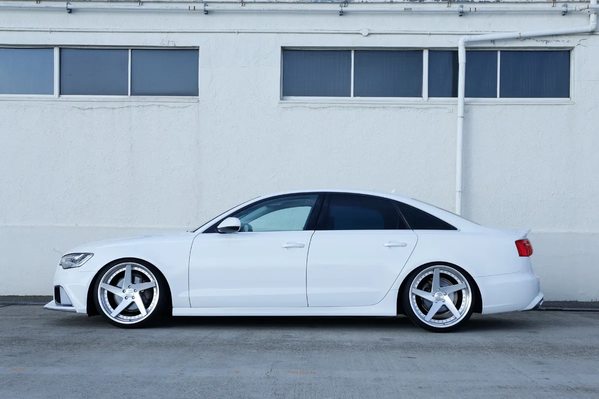 NEWING Bodi Kit for Audi S6 / A6 Alpil carbon fiber