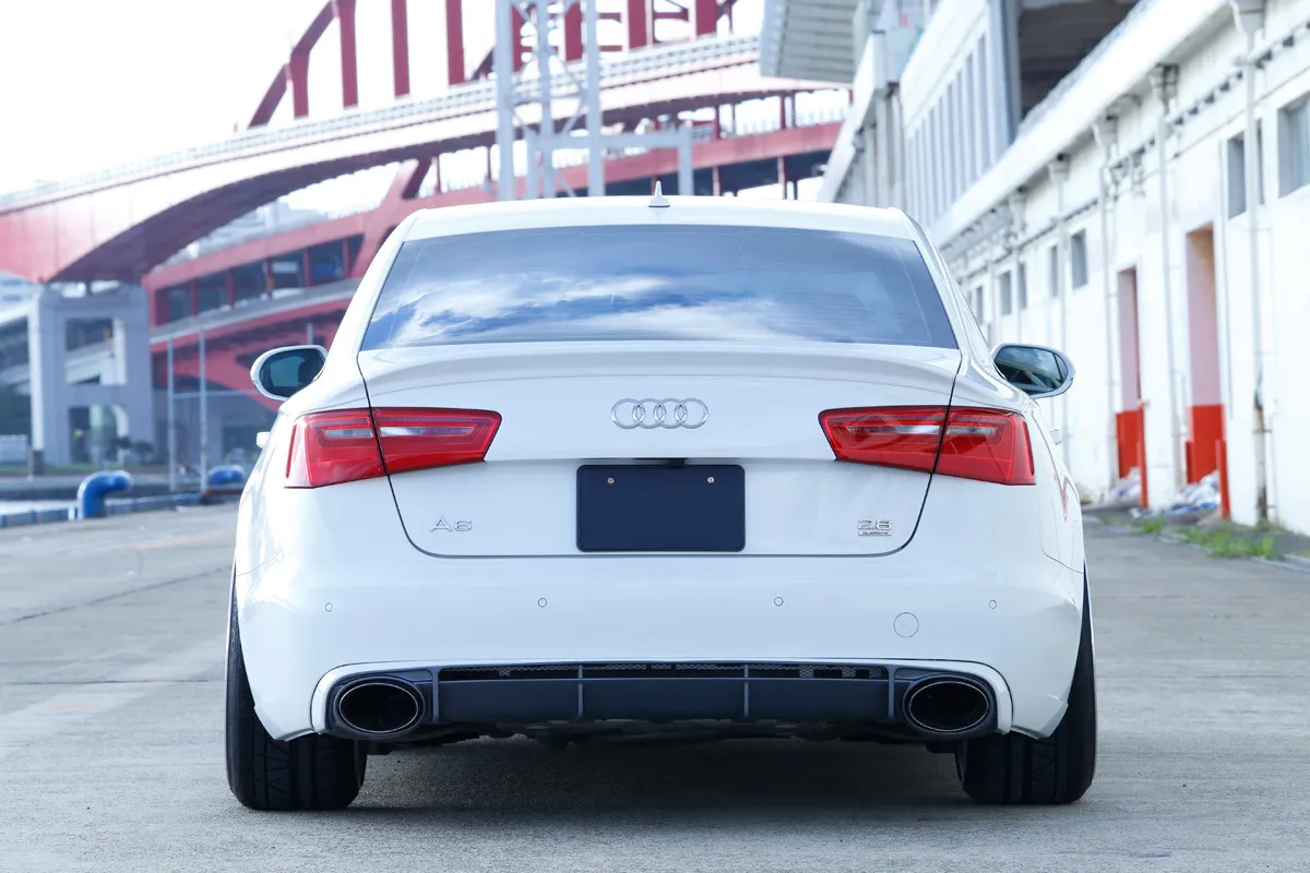 NEWING Bodi Kit for Audi S6 / A6 Alpil latest model