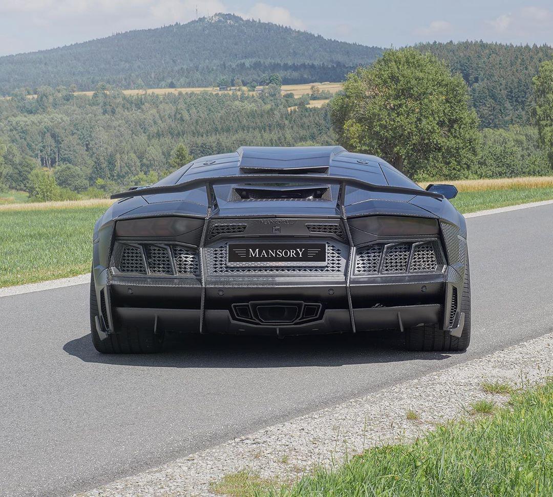 Mansory body kit for Lamborghini Aventador Carbonado latest model