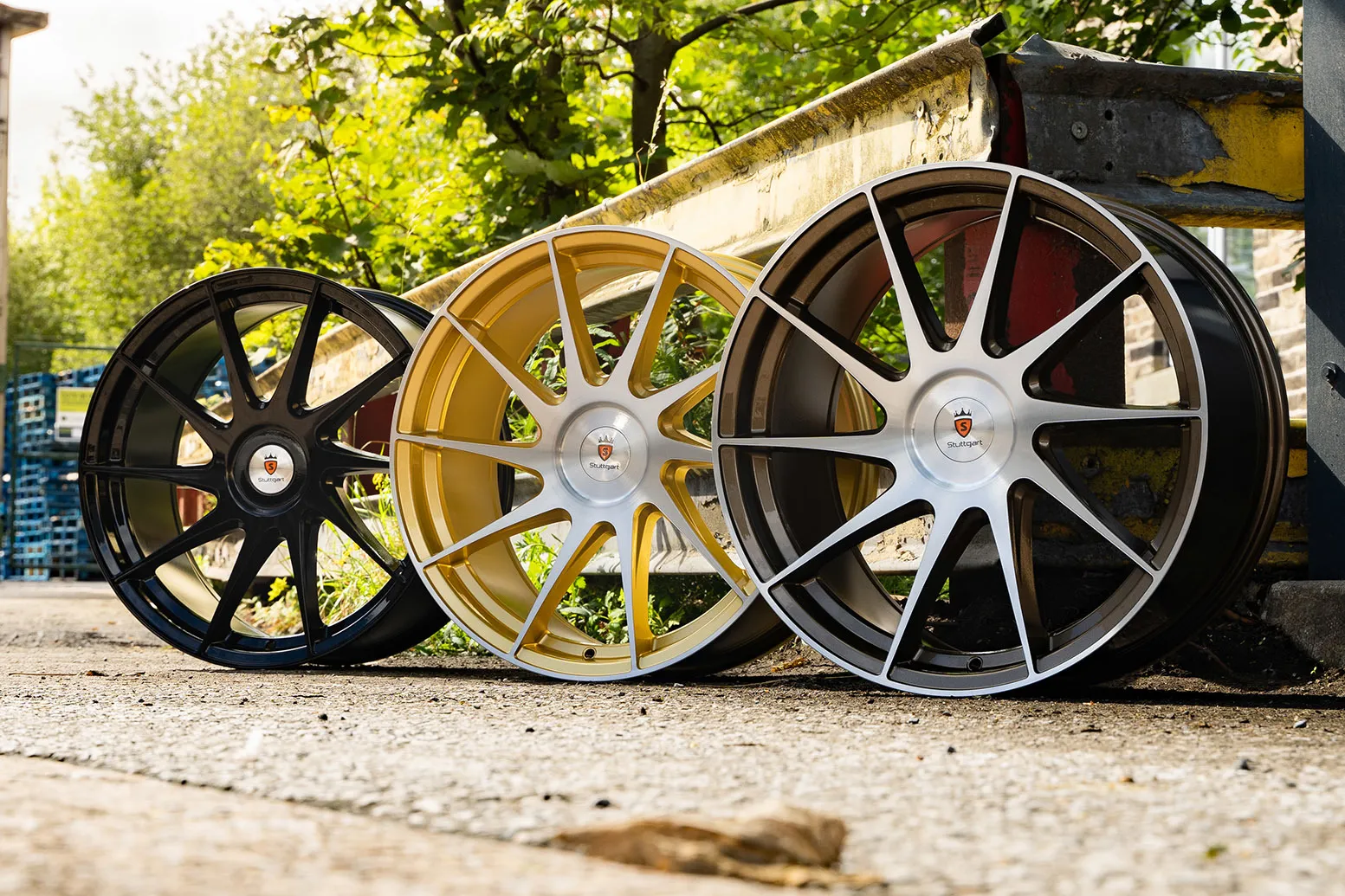 Stuttgart SF11 light alloy wheels