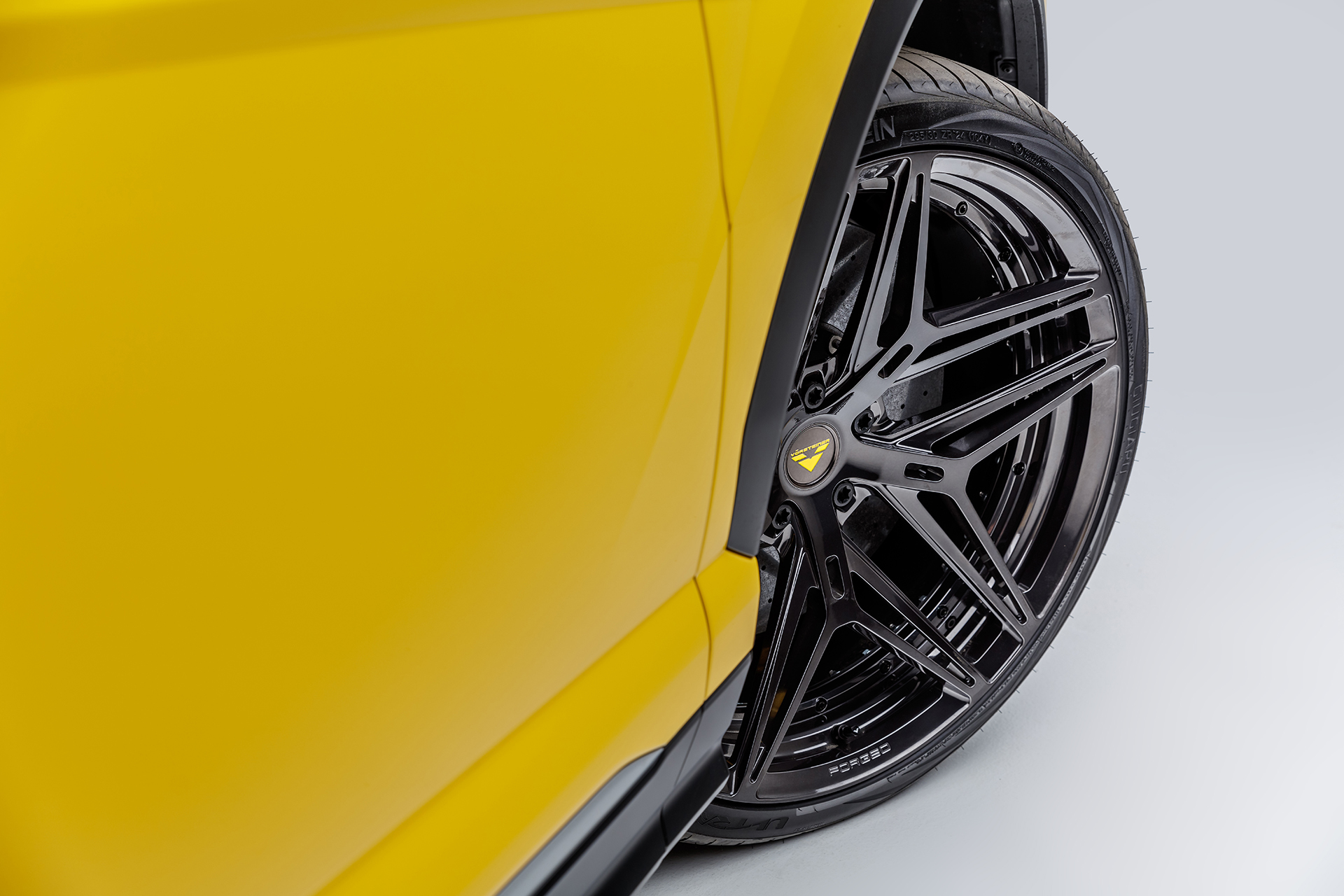 Vorsteiner Nero body kit for Lamborghini Urus new model