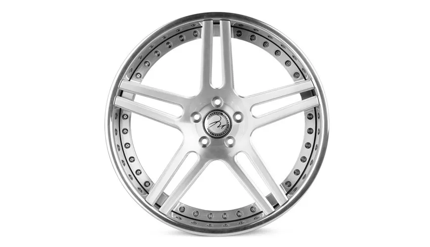 Modulare C11 forged wheels