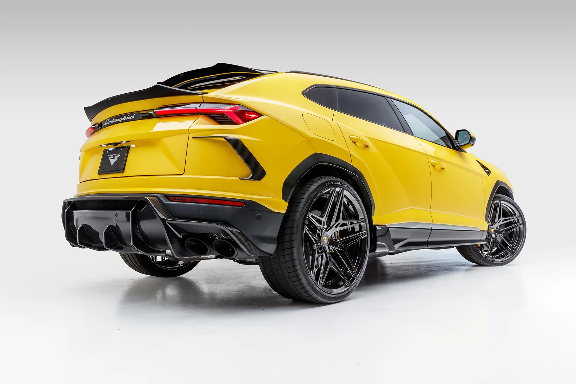Vorsteiner Nero body kit for Lamborghini Urus new style