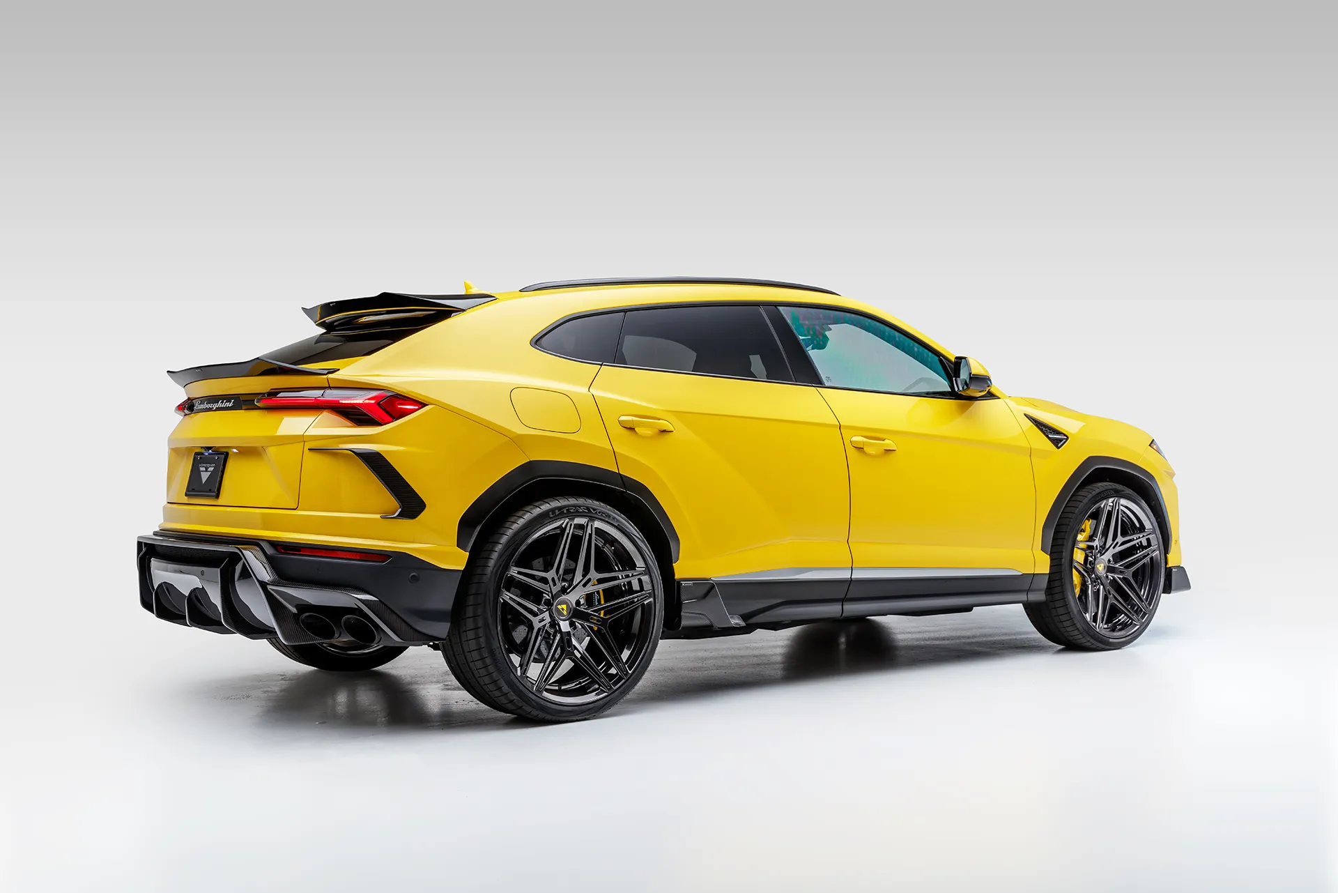 Vorsteiner Nero body kit for Lamborghini Urus latest model