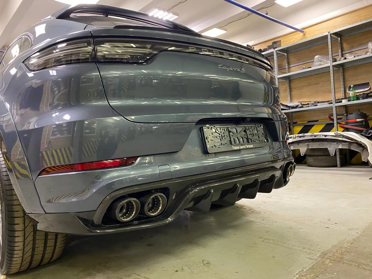 Check price and buy MTR Design Wide Body Carbon Fiber kit for Porsche Cayenne Coupe