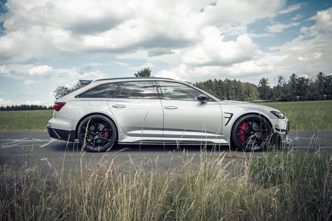 Mansory body kit for AUDI RS6 Avant carbon