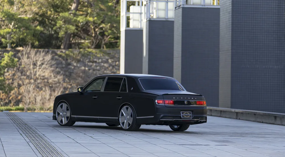 WALD Black Bison body kit for Toyota CENTURY UWG60 latest model