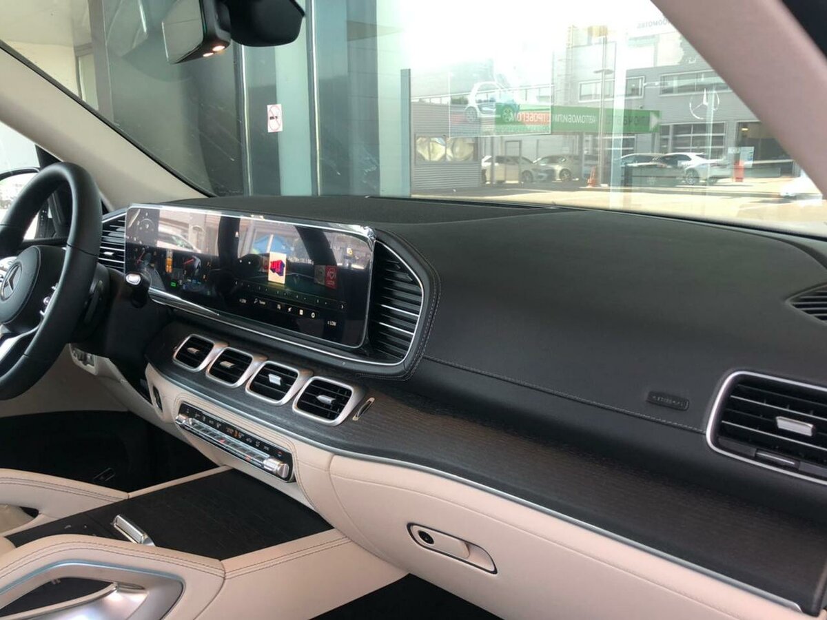 Check price and buy New Mercedes-Benz GLS 450 (X167) For Sale