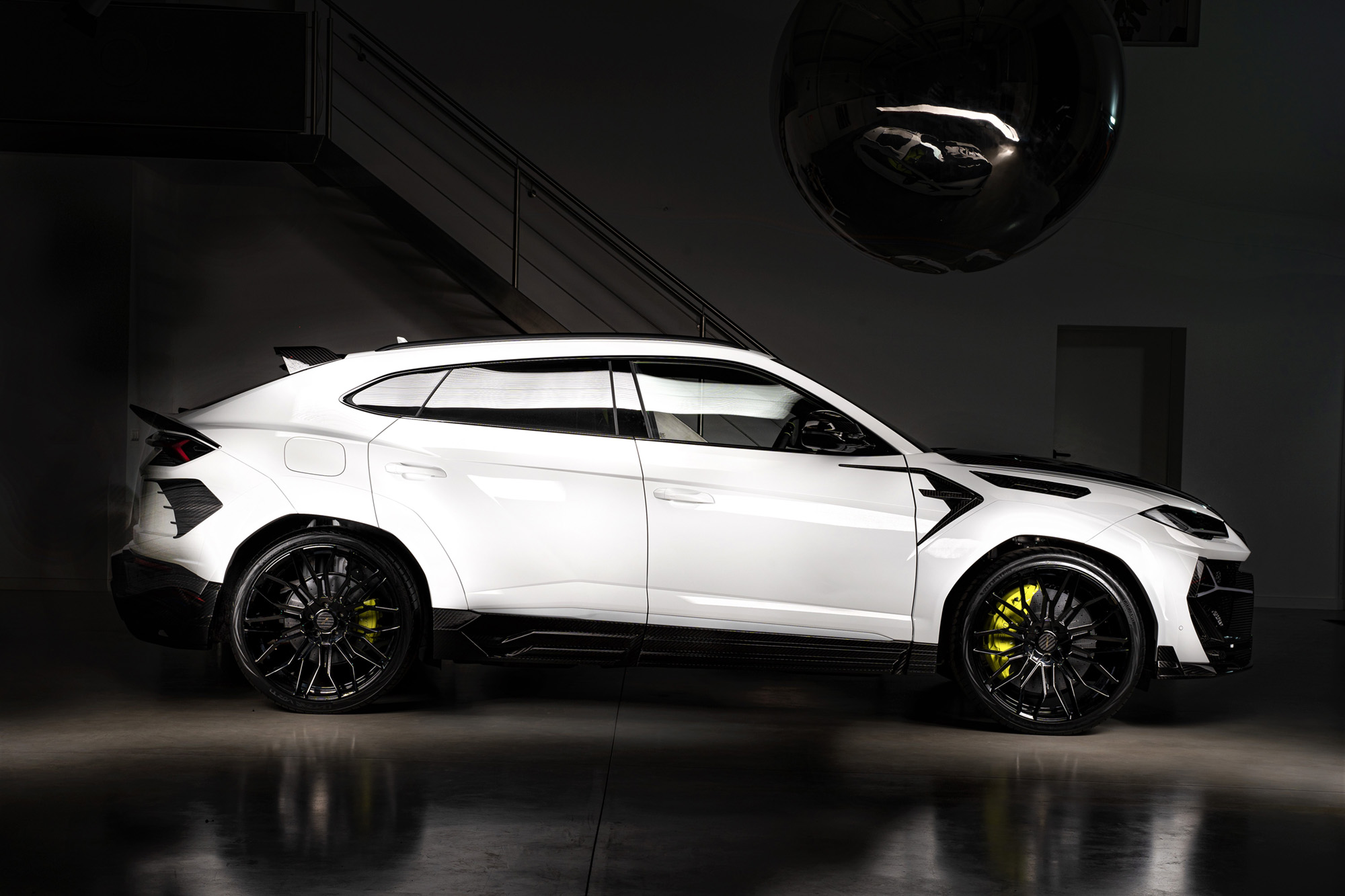Check price and buy Keyvany Carbon Fiber Body kit set for Lamborghini Urus