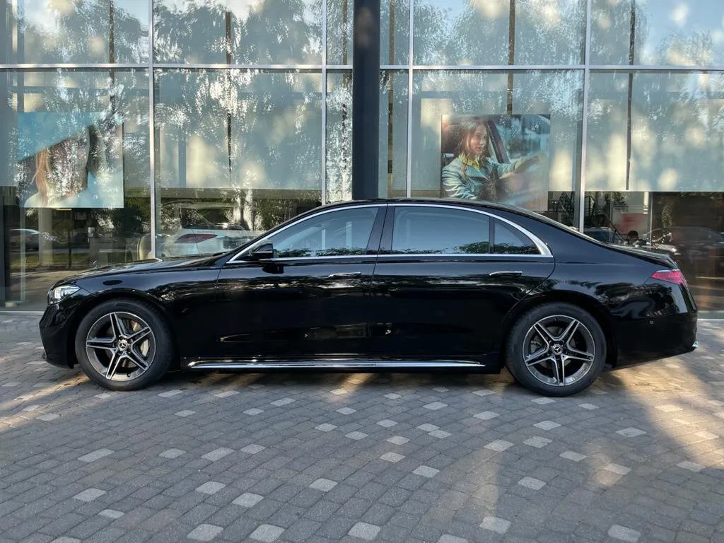 Check price and buy New Mercedes-Benz S-Class 350 d Long 4MATIC (W223) For Sale