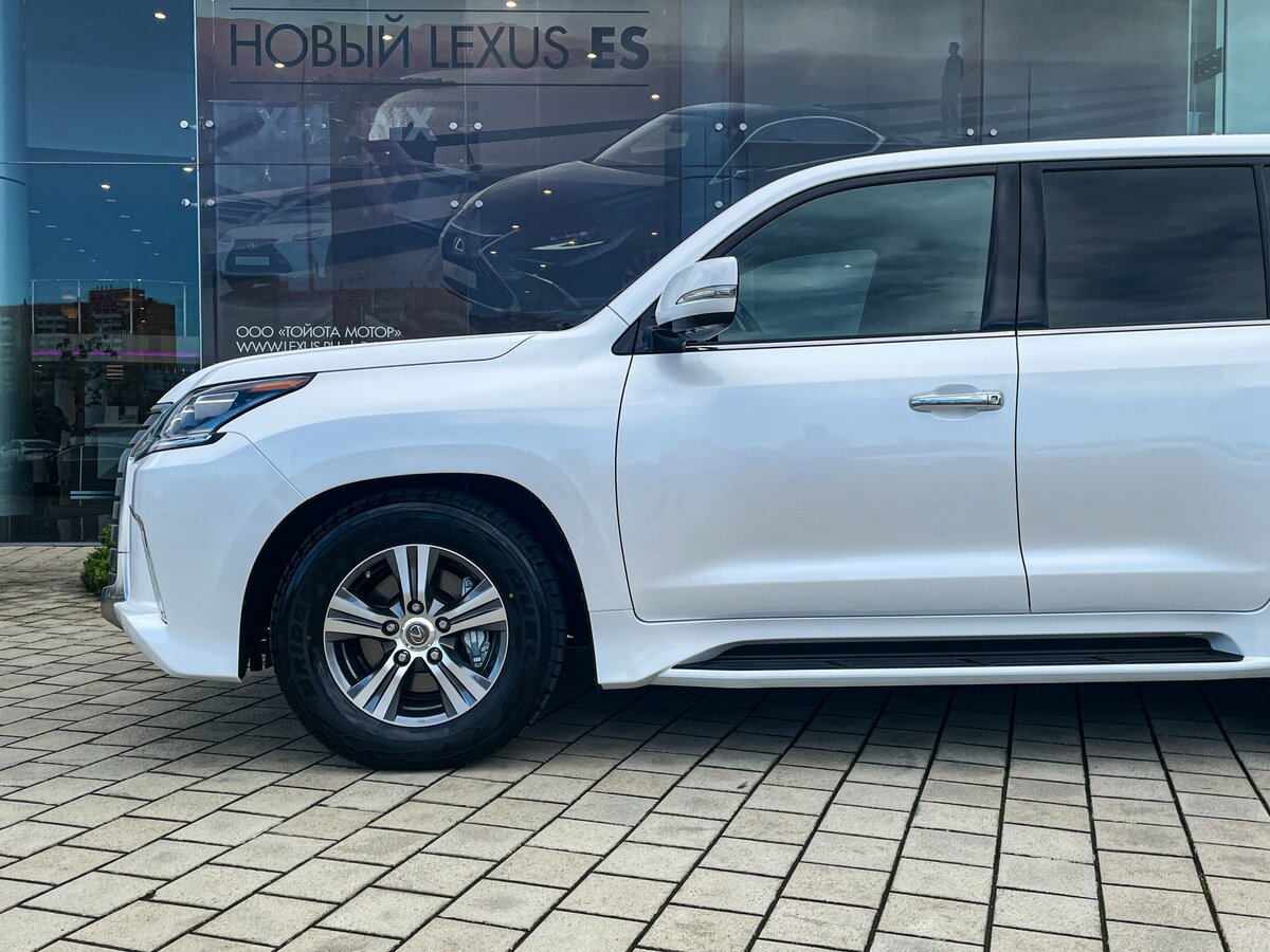 Check price and buy New Lexus LX 450d Restyling 2 For Sale