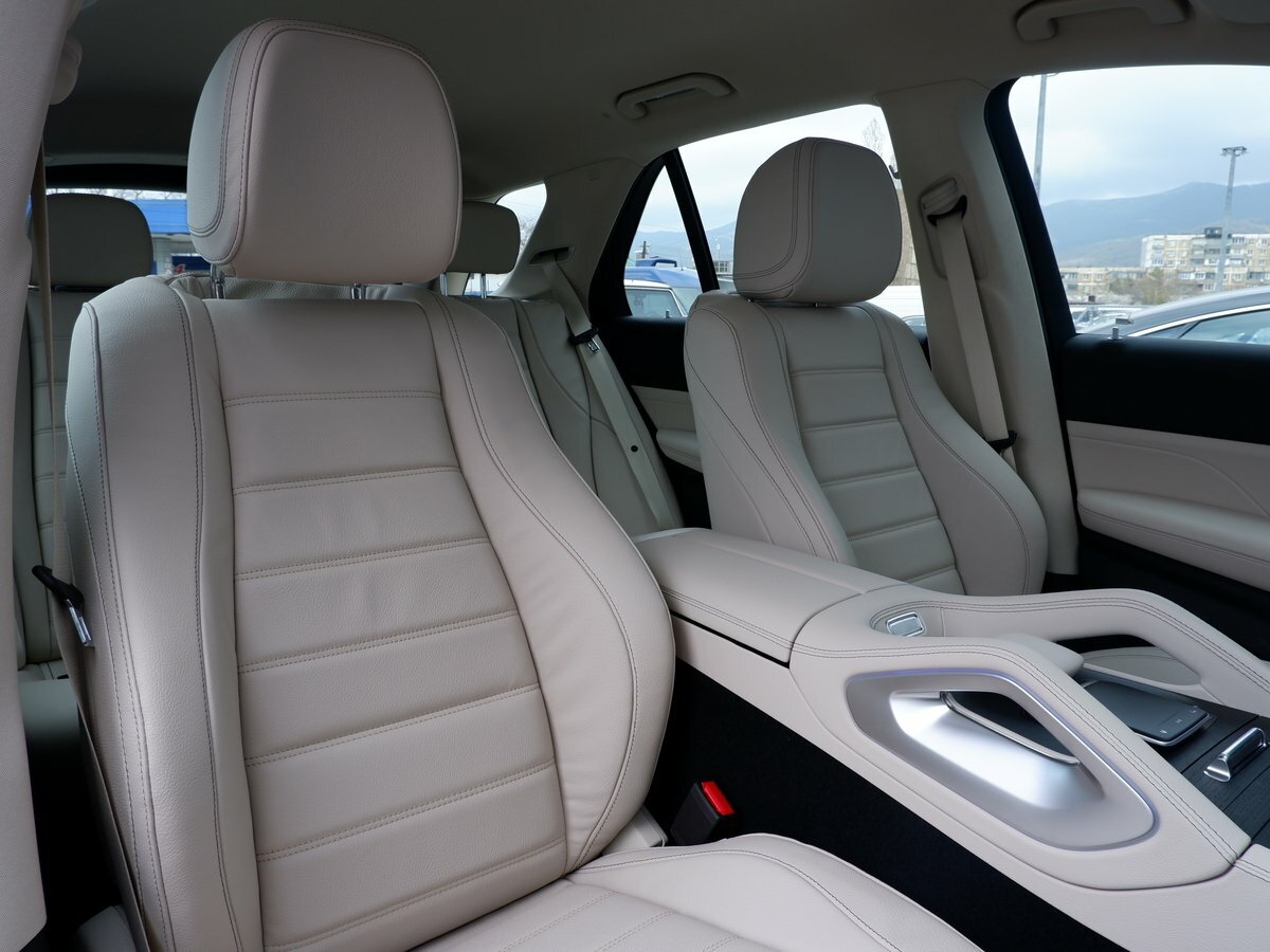 Check price and buy New Mercedes-Benz GLE 300 d (V167) For Sale