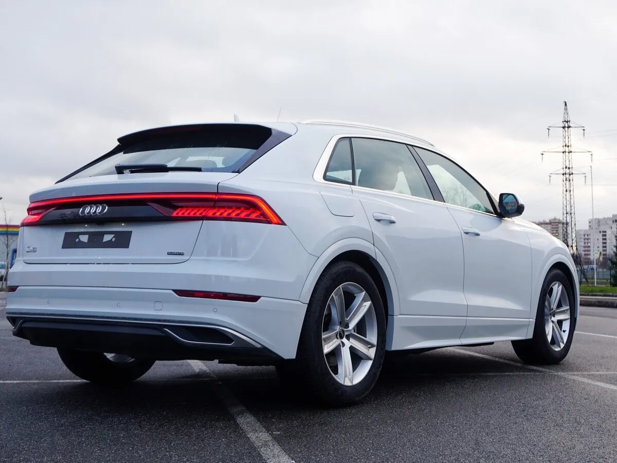 Buy New Audi Q8 45 TDI