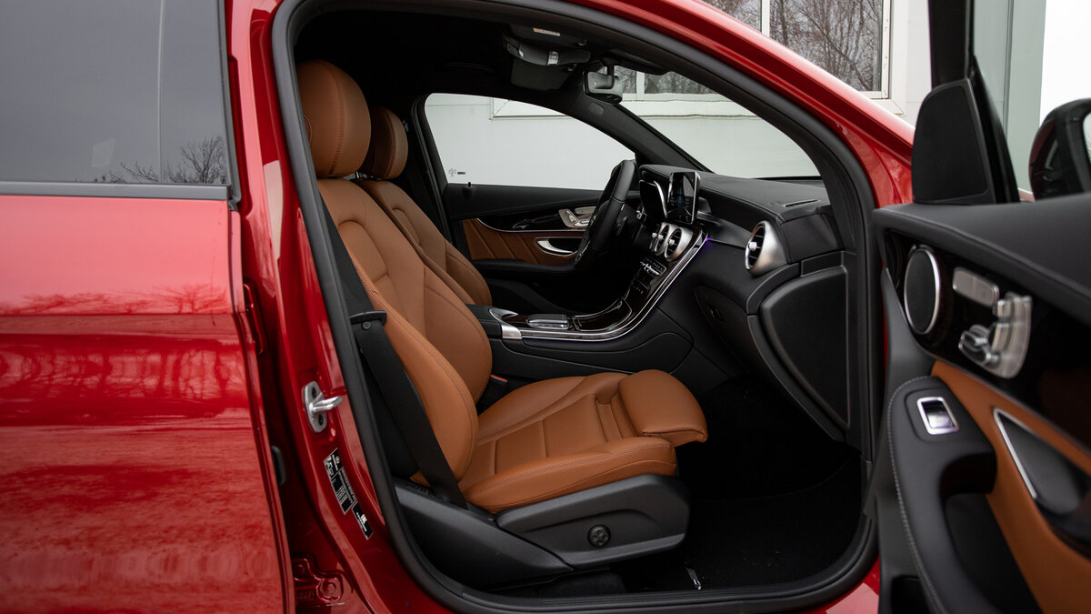 Check price and buy New Mercedes-Benz GLC Coupe 300 (C253) Restyling For Sale