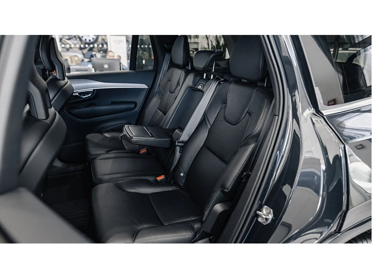 Check price and buy New Volvo XC90 Restyling For Sale