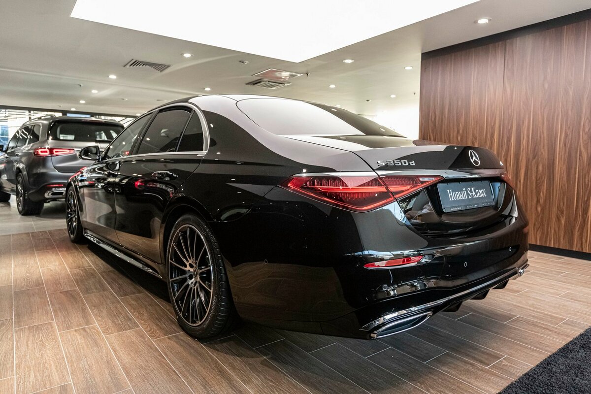 Check price and buy New Mercedes-Benz S-Class 350 d Long 4MATIC (W223) For Sale