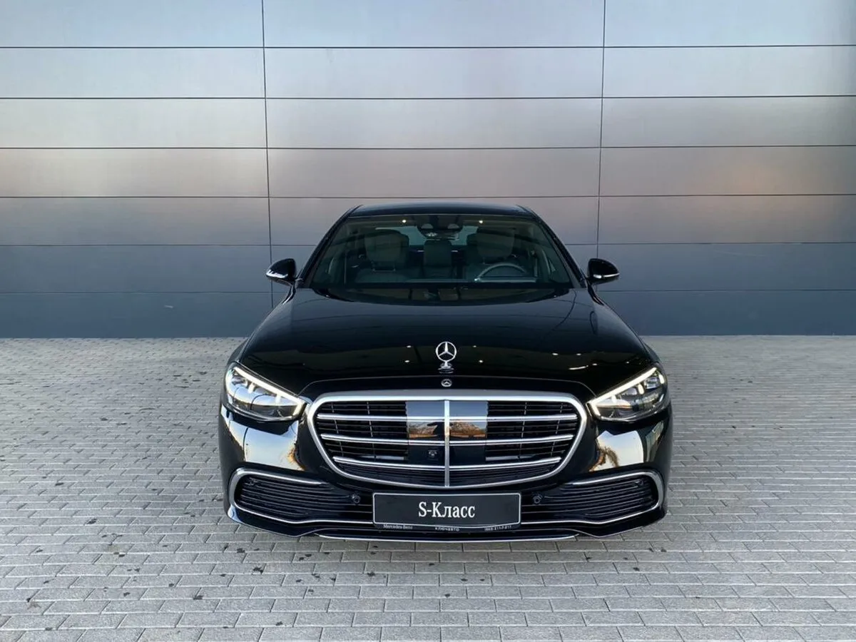 Check price and buy New Mercedes-Benz S-Class 350 d Long 4MATIC (W223) For Sale