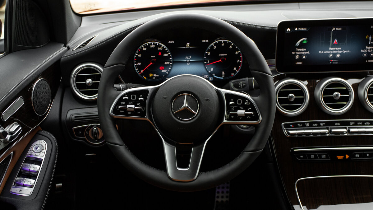 Check price and buy New Mercedes-Benz GLC Coupe 300 (C253) Restyling For Sale