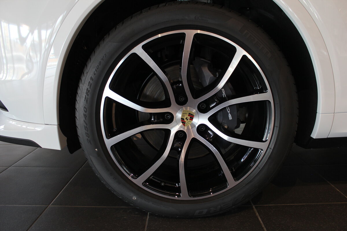 Check price and buy New Porsche Cayenne For Sale