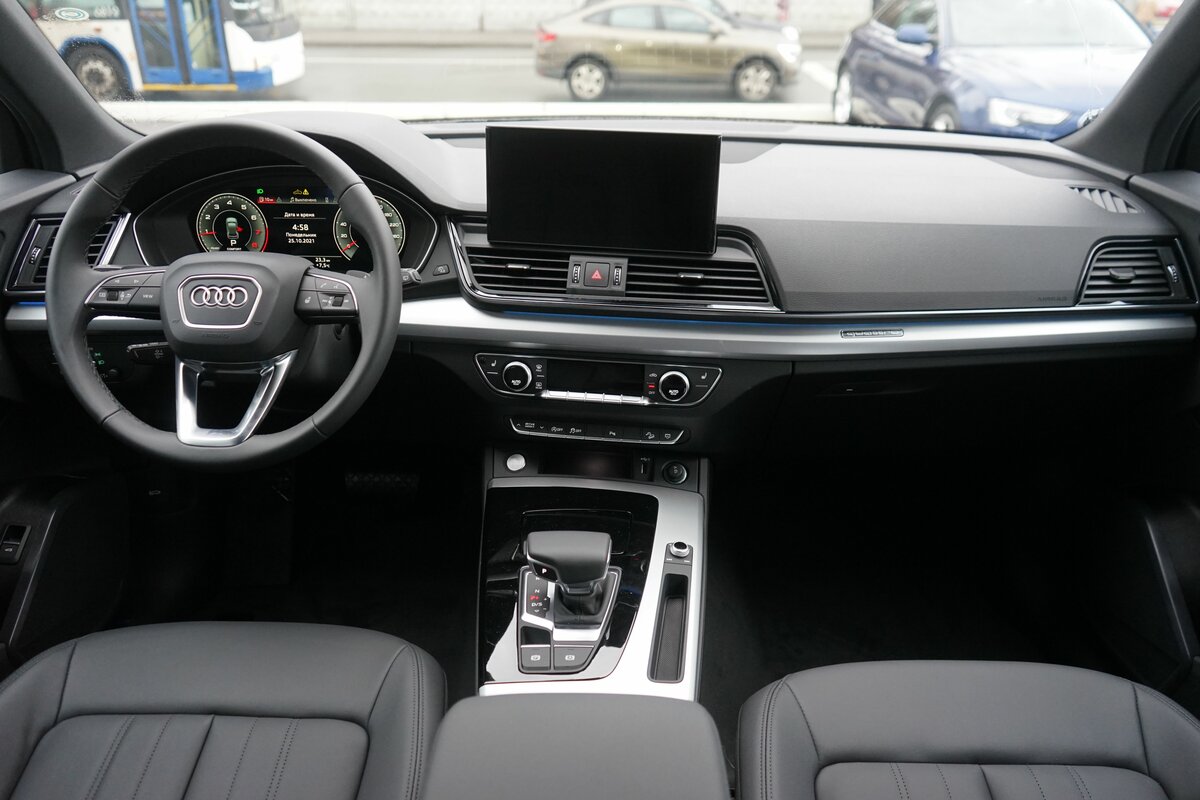 Check price and buy New Audi Q5 45 TFSI (FY) Restyling For Sale