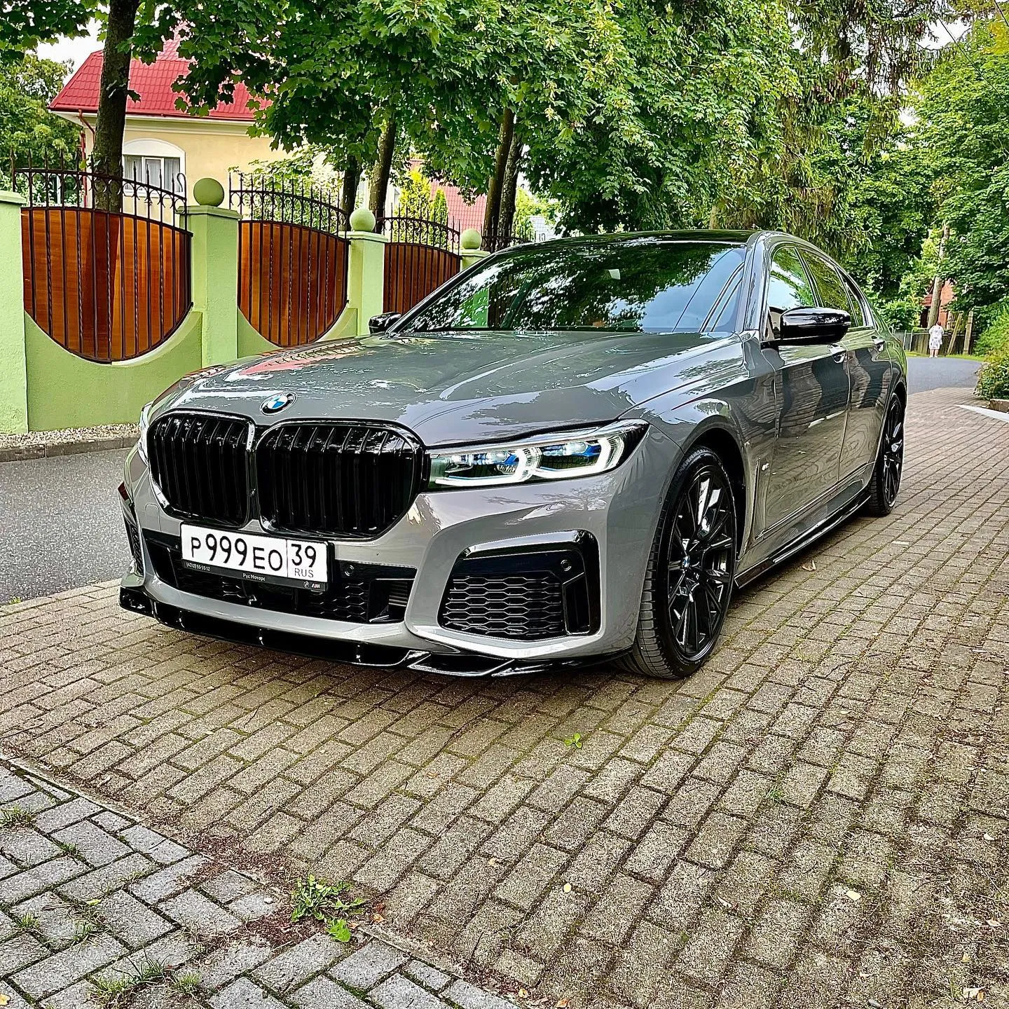 Check price and buy Ronin Design body kit for BMW 7 series G11/G12 Paradigm