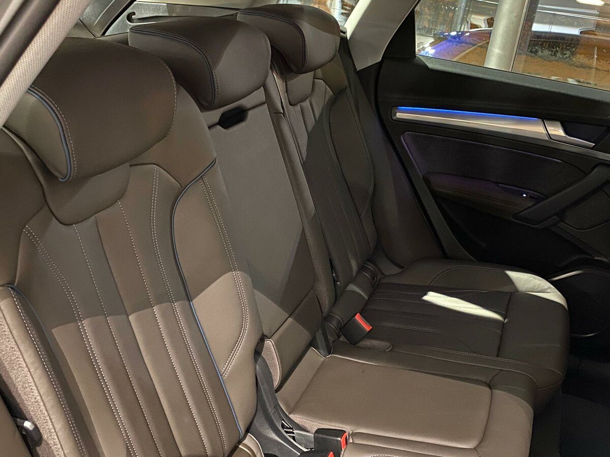 Check price and buy New Audi Q5 45 TFSI (FY) Restyling For Sale