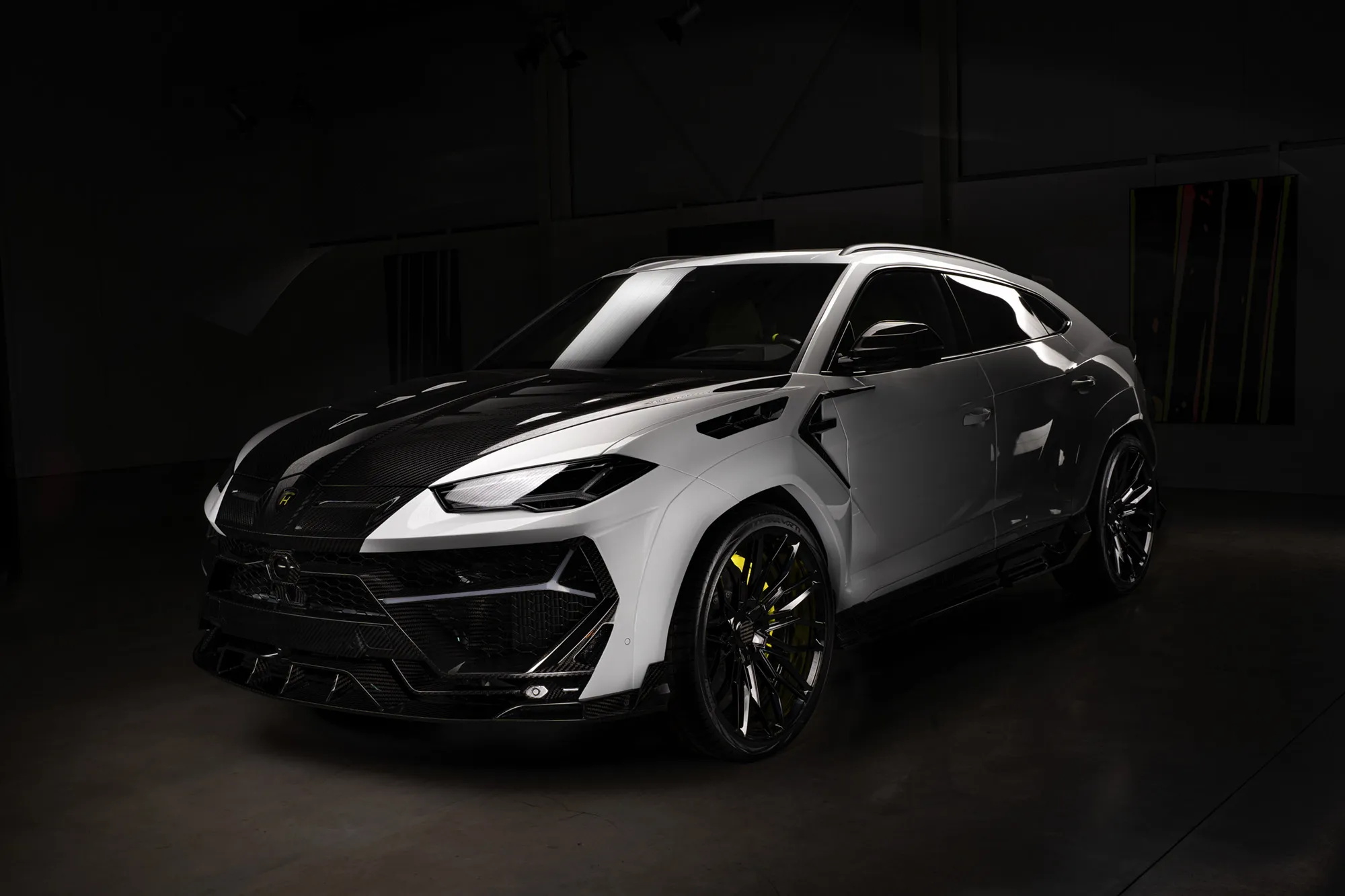 Check price and buy Keyvany Carbon Fiber Body kit set for Lamborghini Urus