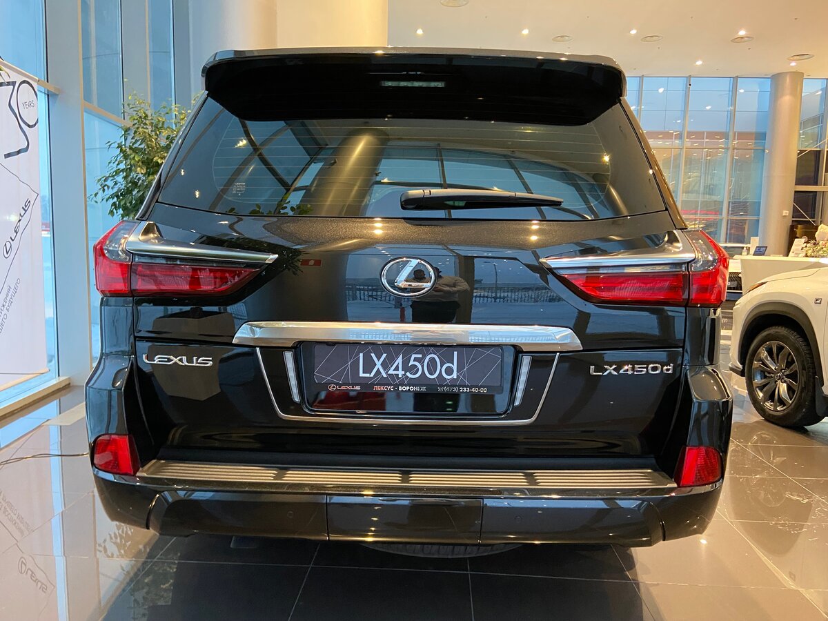 Check price and buy New Lexus LX 450d Restyling 2 For Sale