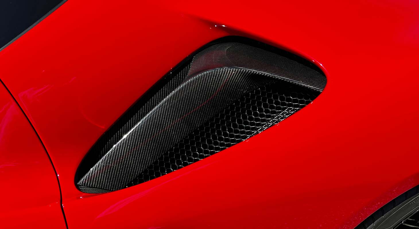 Air-guide sidewall Novitec Carbon for Ferrari SF90 Stradale