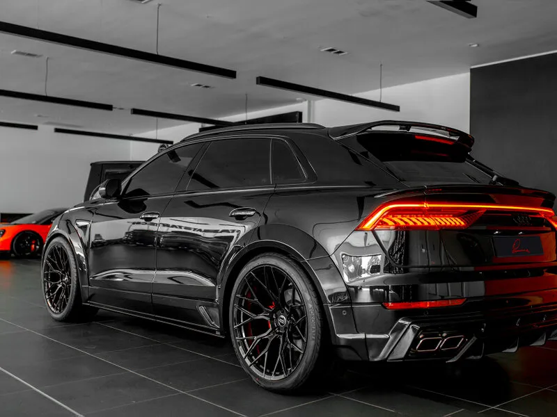 Check our price and buy Lumma CLR 8S body kit for Audi Q8