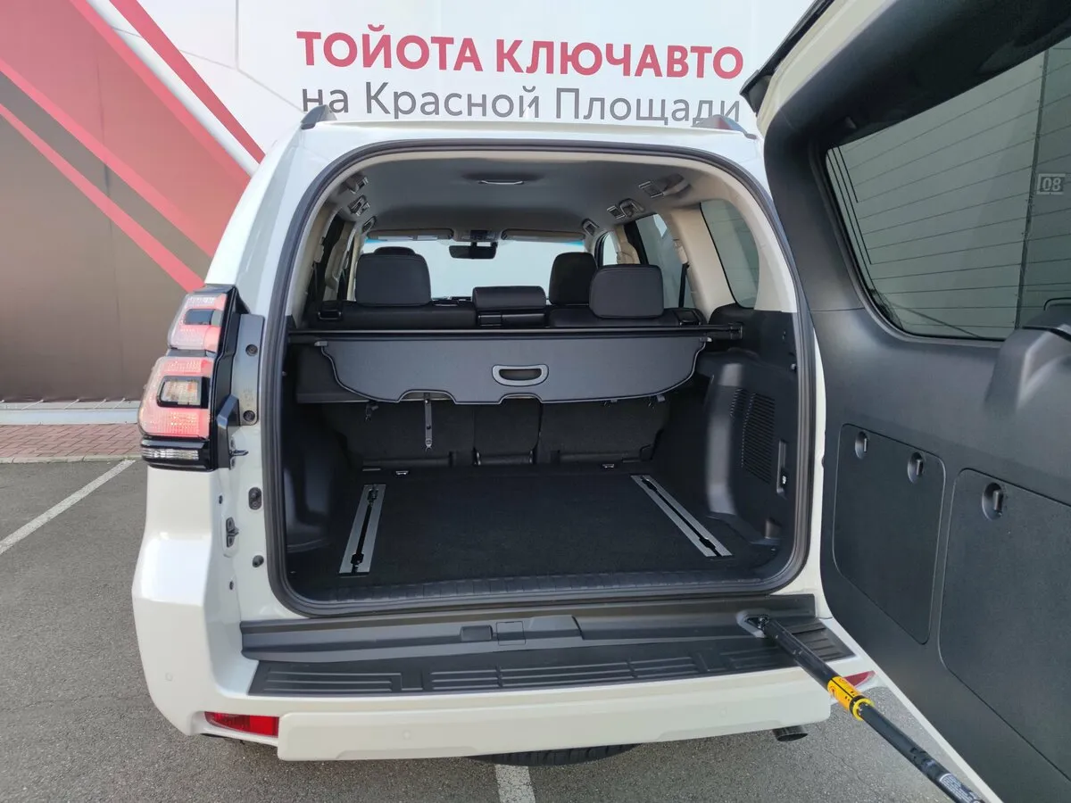 Check price and buy New Toyota Land Cruiser Prado 150 Series Restyling 3 For Sale