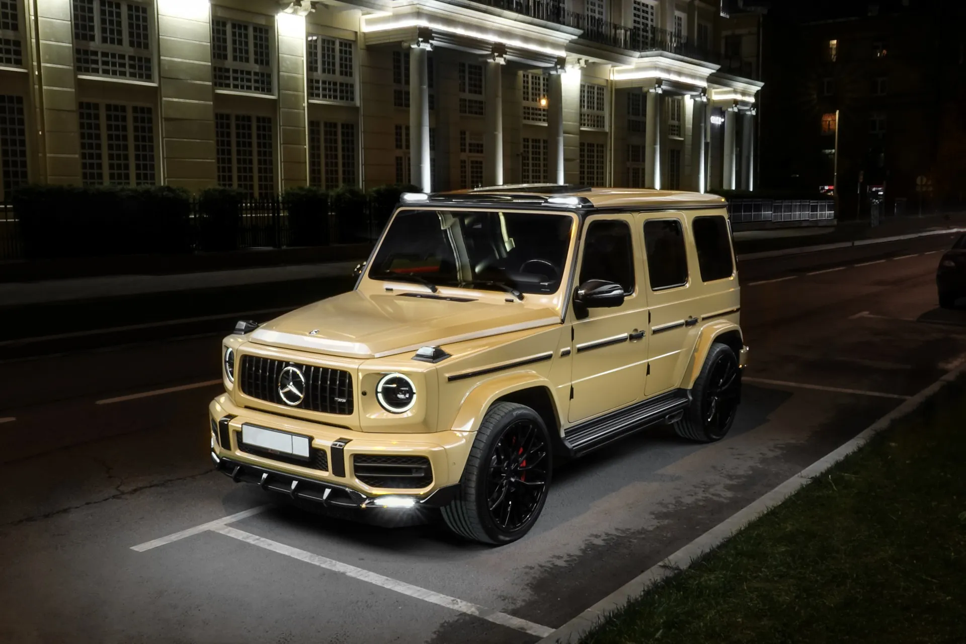 Check our price and buy Topcar Design body kit for Mercedes-Benz  G-class W463A Inferno Light