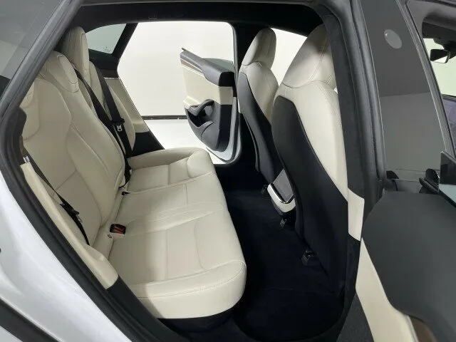 Check price and buy New Tesla Model S Plaid Restyling 2 For Sale