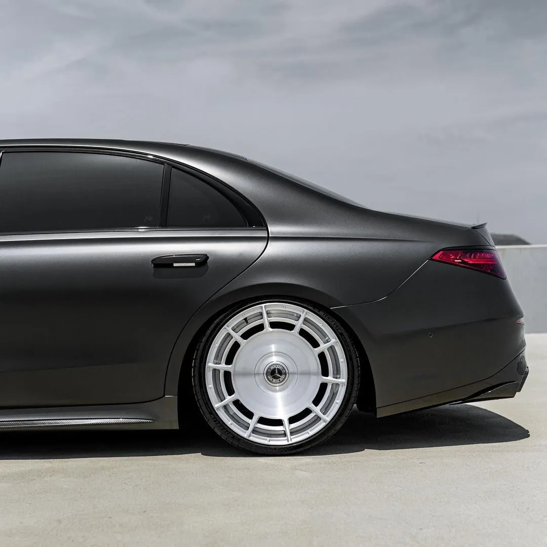 Check price and buy Carbon Fiber Body kit set for Mercedes S-class W223