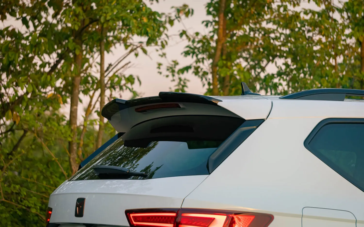 Check our price and buy JE Design body kit for Cupra Ateca 5FP facelift