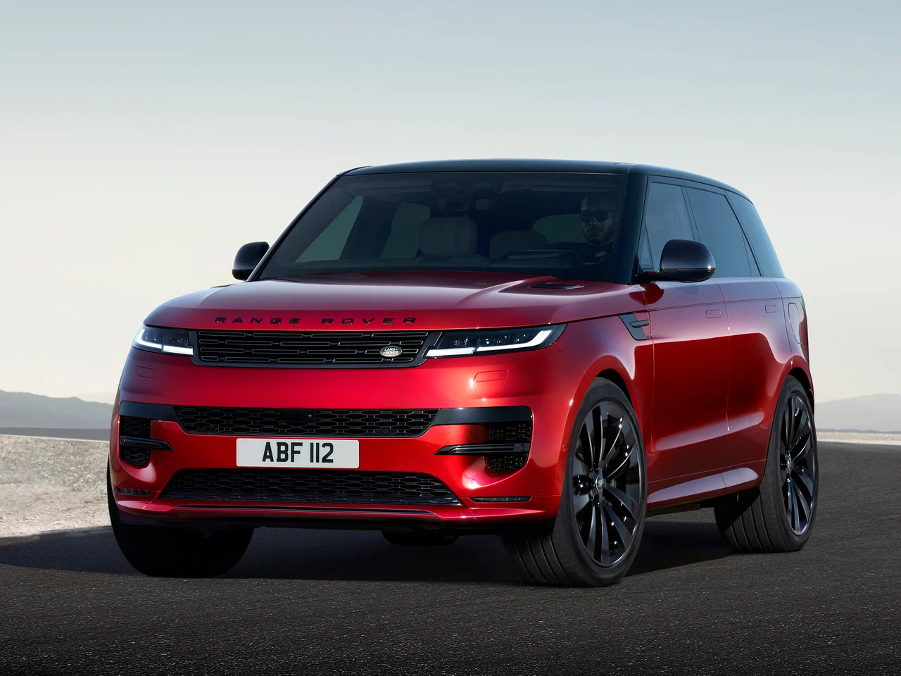 The Epitome of Elegance: Introducing Our Bespoke Body Kit for the 2023+ Land Rover Range Rover Sport