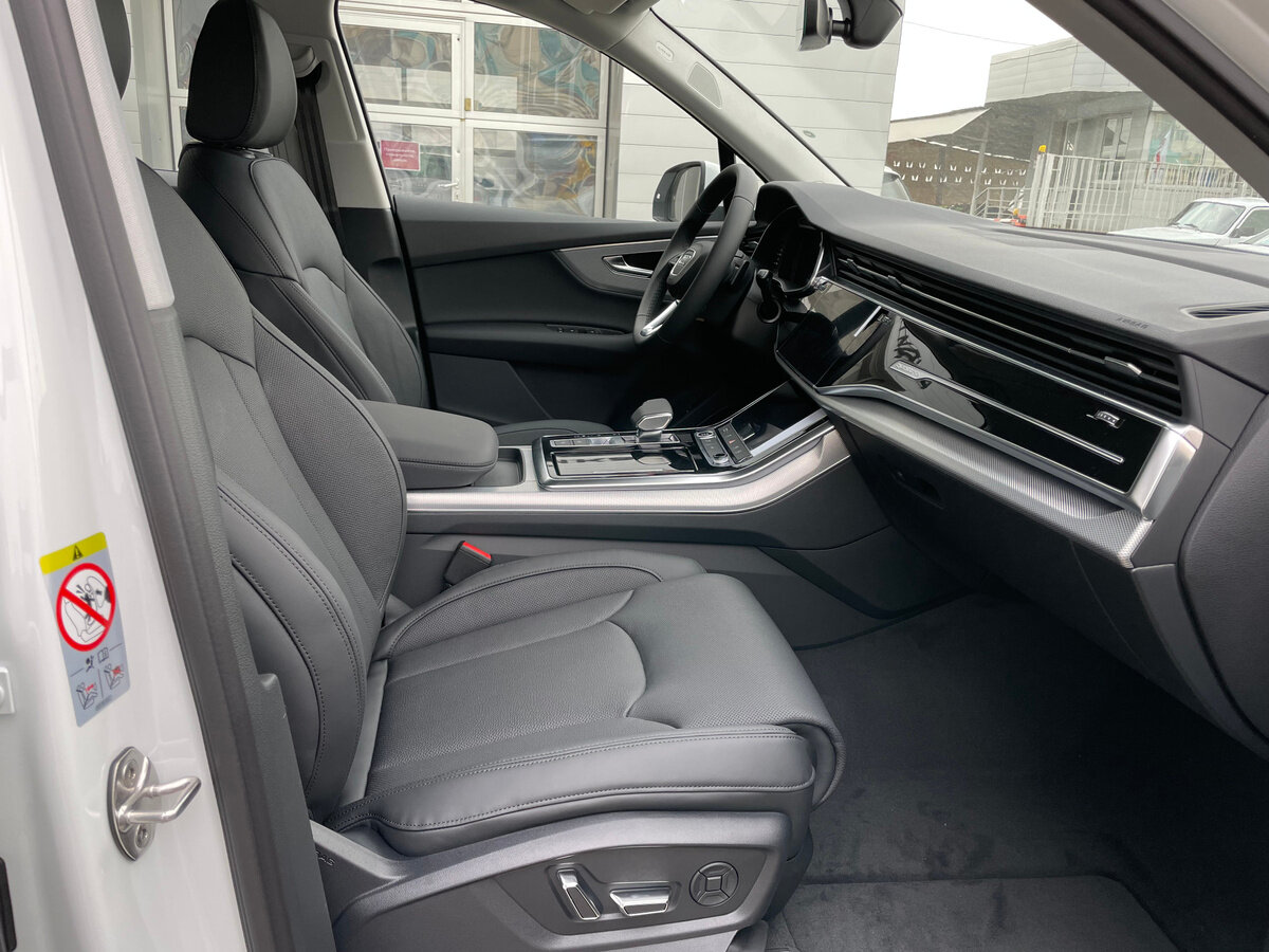 Check price and buy New Audi Q7 45 TDI (4M) Restyling For Sale