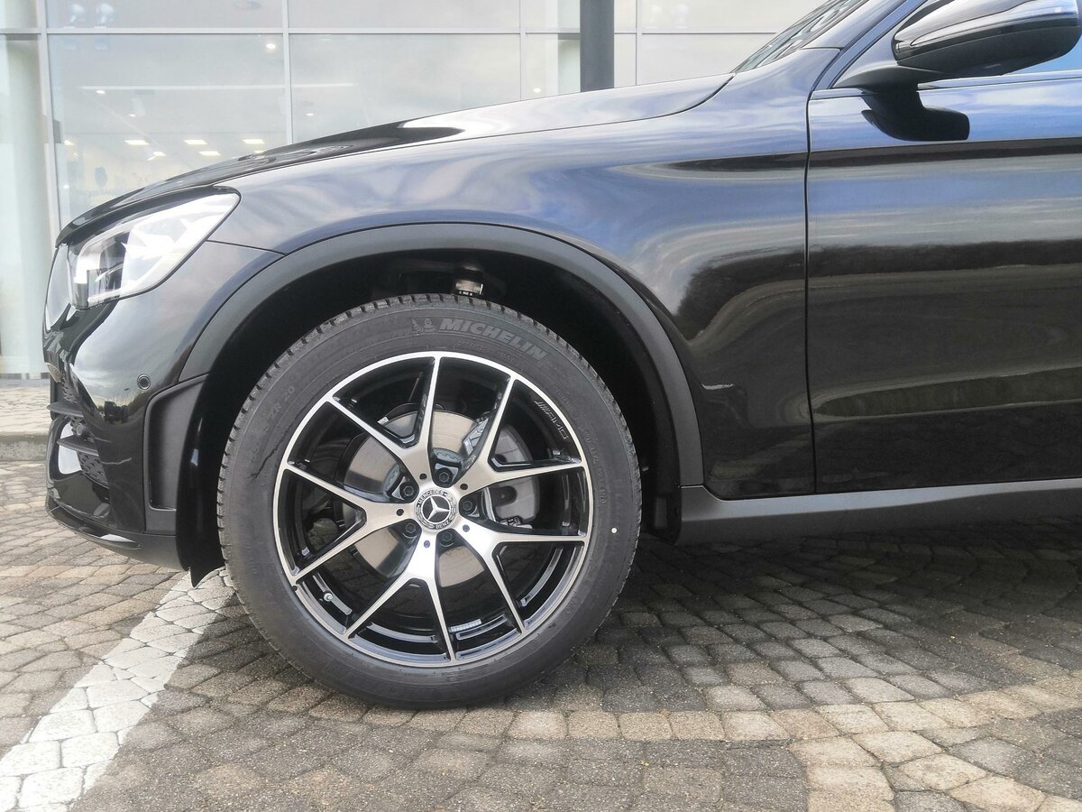 Check price and buy New Mercedes-Benz GLC Coupe 300 (C253) Restyling For Sale