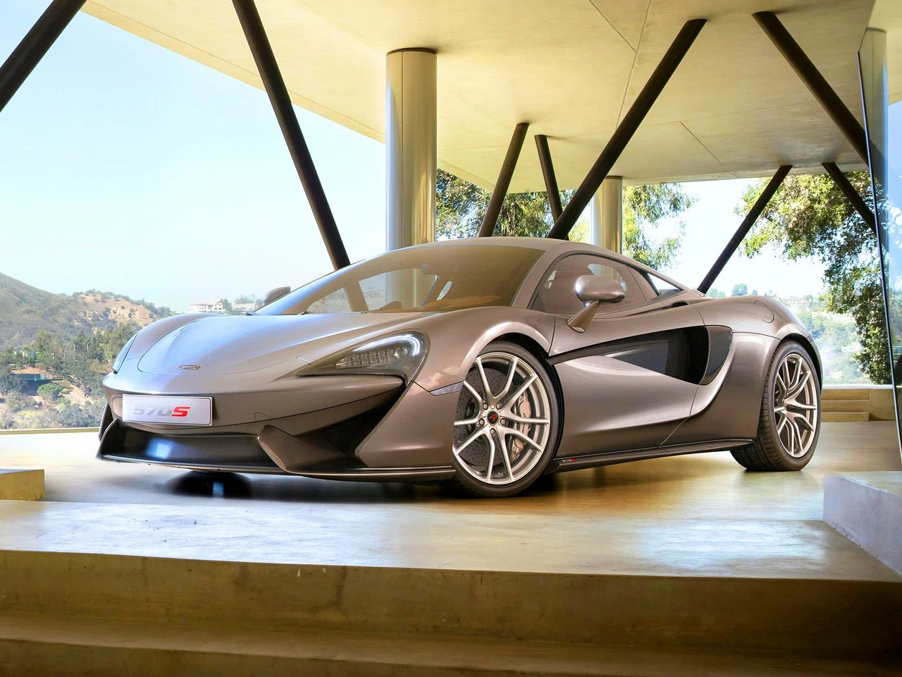 Personalized Perfection: Enhancing Your McLaren 570S 2023+ with a ...