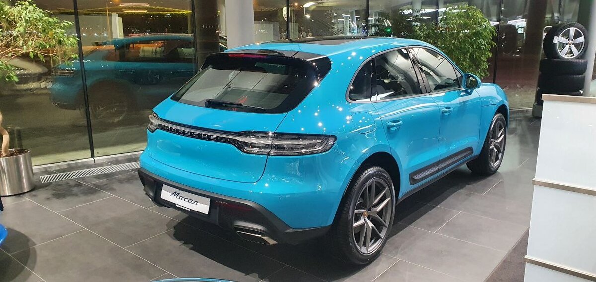 Check price and buy New Porsche Macan Restyling 2 For Sale