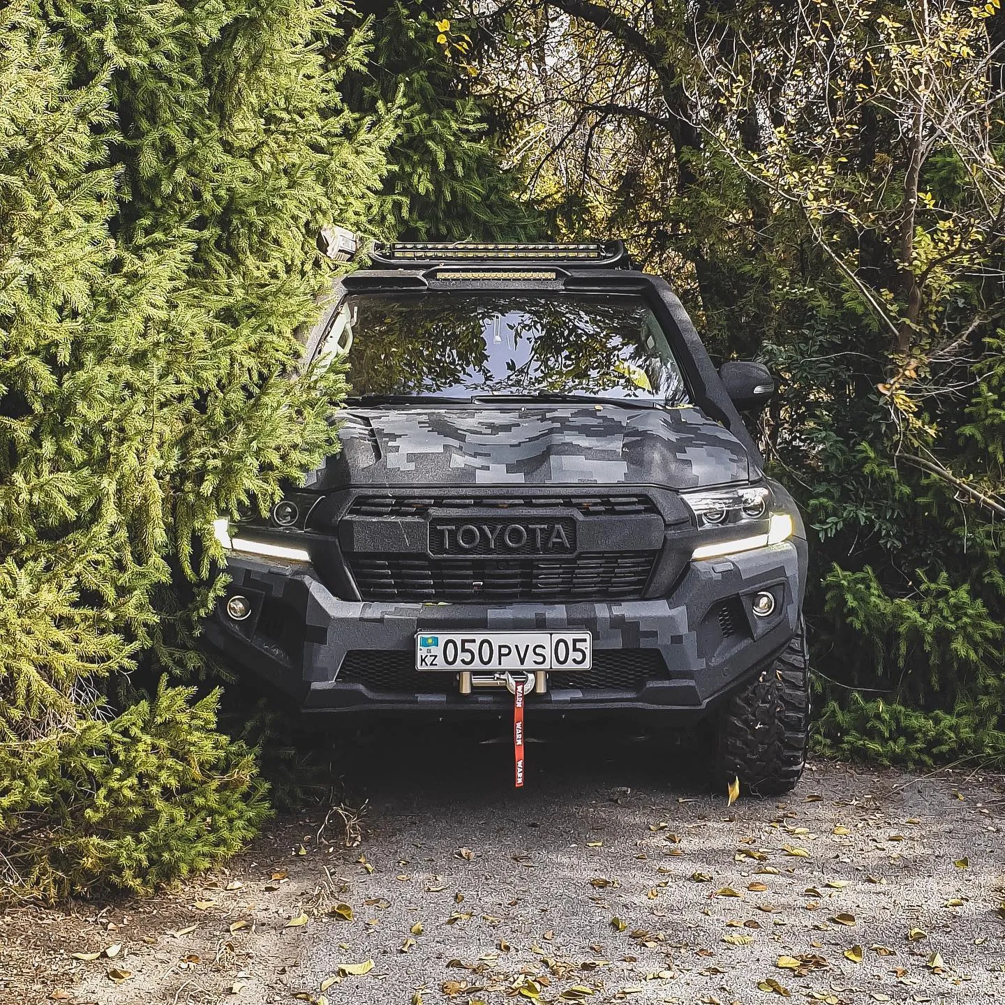 Check our price and buy Shikari body kit for Toyota Land Cruiser 200