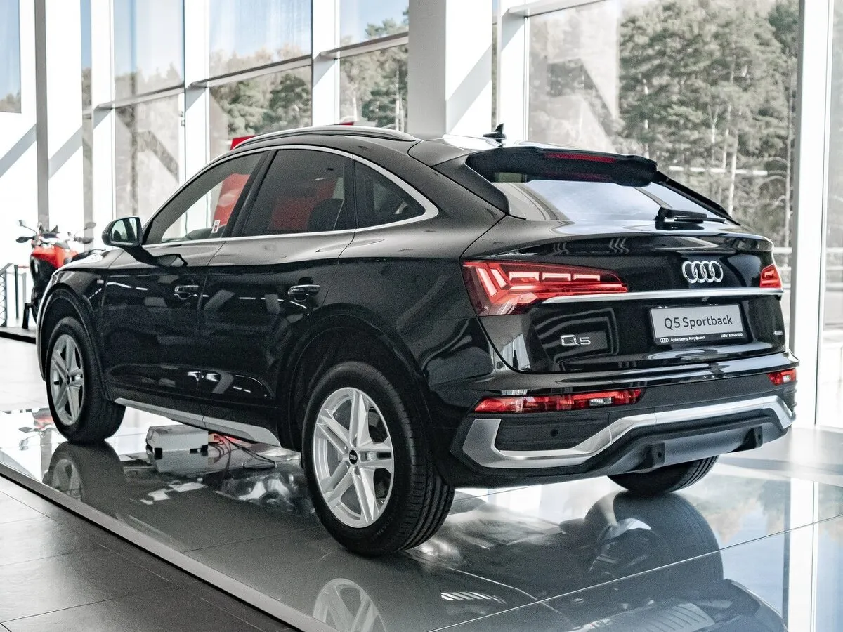 Check price and buy New Audi Q5 Sportback 45 TFSI (FY) For Sale