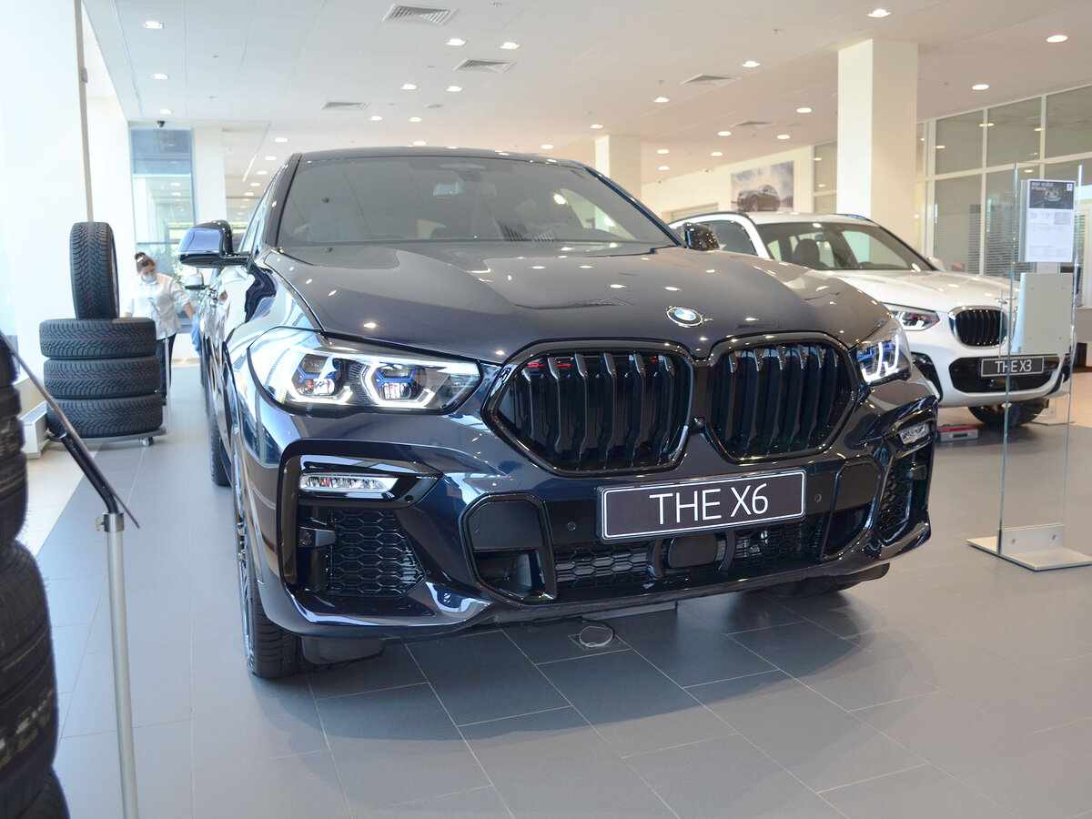 Check price and buy New BMW X6 M50i (G06) For Sale