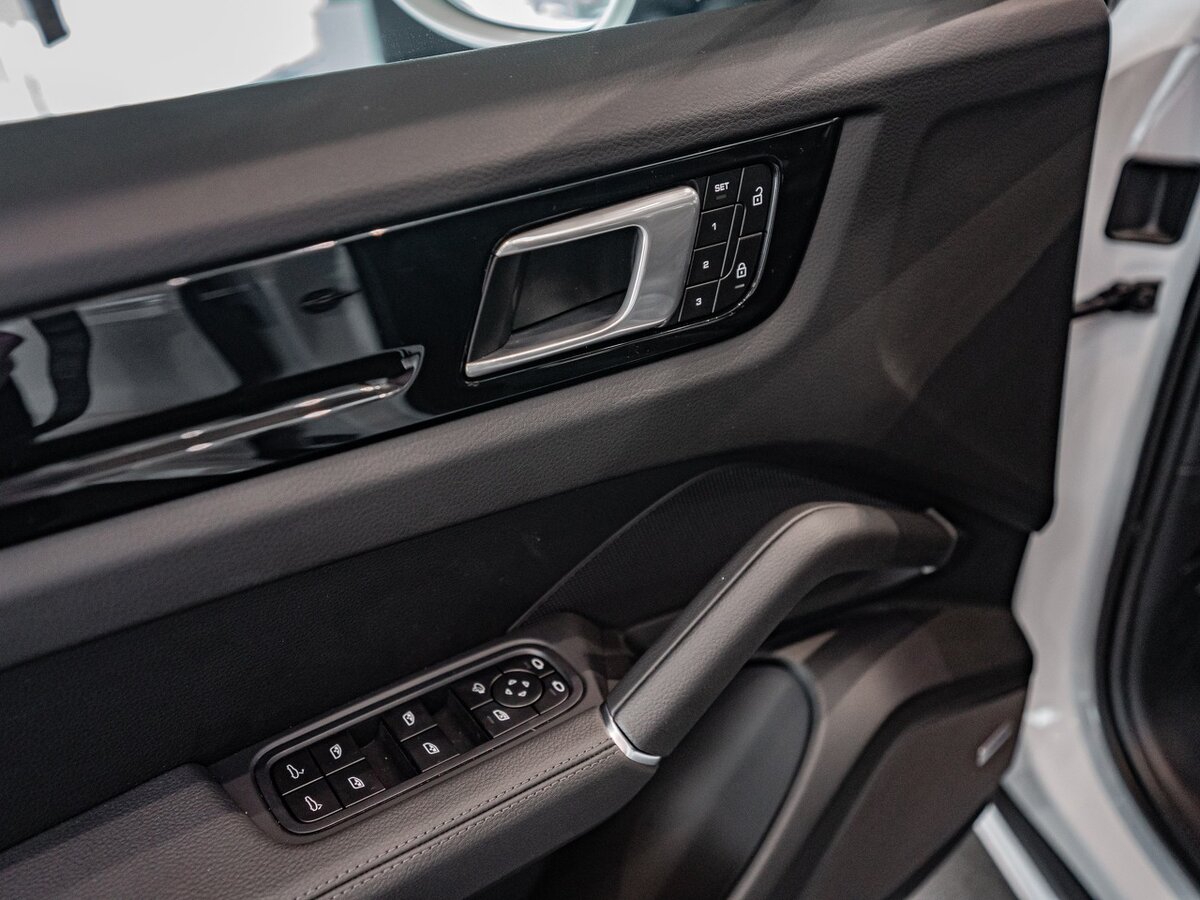 Check price and buy New Porsche Cayenne For Sale